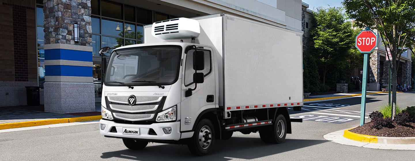 Truk Berpendingin Foton 5 Ton