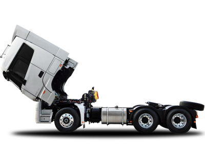 Foton AUMAN EST 6×4 Putih